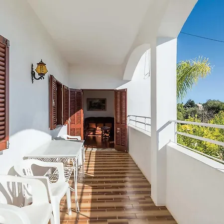 Casa San Jose * Carvoeiro (Lagoa)